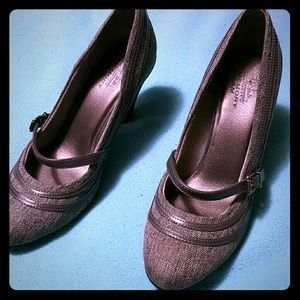 women lifestride memory foam pumps